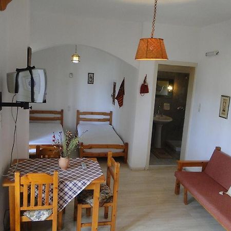 Paradise Inn Мілатос Екстер'єр фото